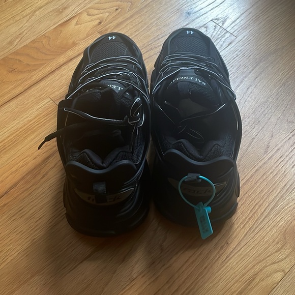 Balenciaga Trackrunners - Size 9.5 - Fast Shipping - Picture 2 of 4